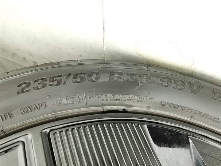 Фото 24 - BYD Song L