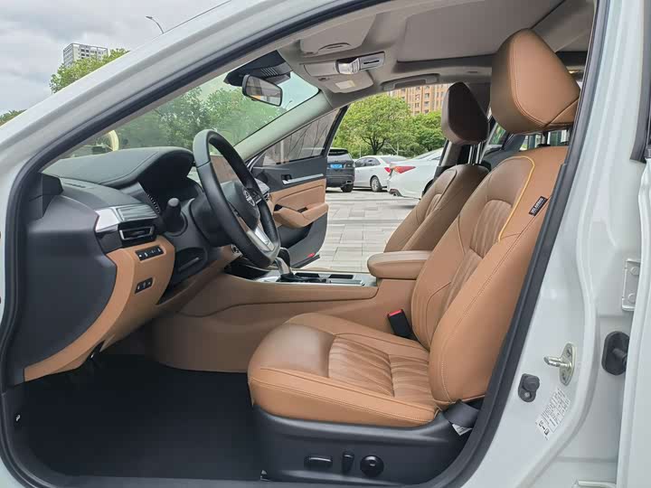 Фото 8 - Nissan Teana