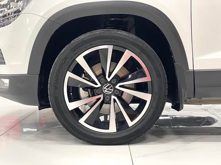 Фото 17 - Volkswagen Tharu