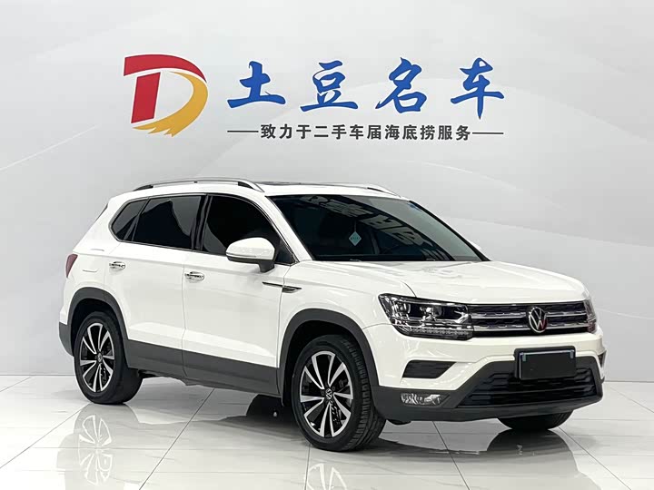 Фото 3 - Volkswagen Tharu