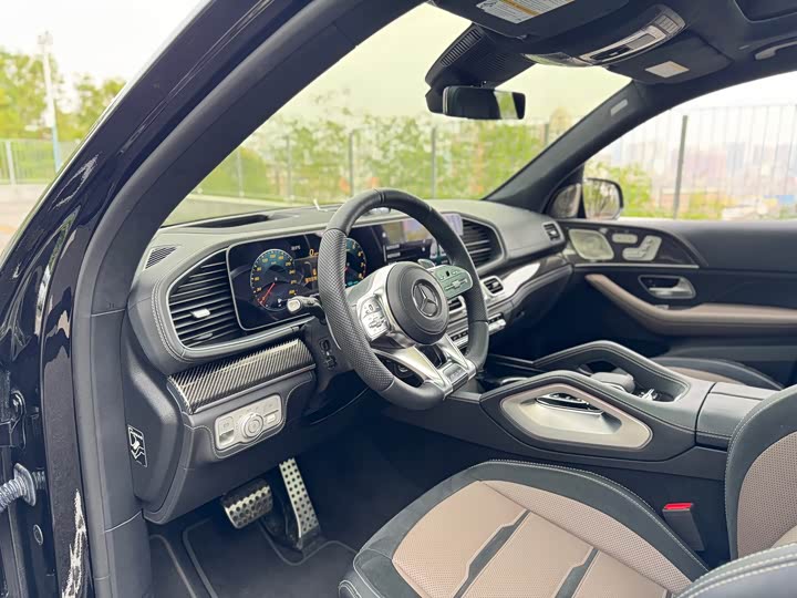 Фото 10 - Mercedes-Benz GLS-Class AMG