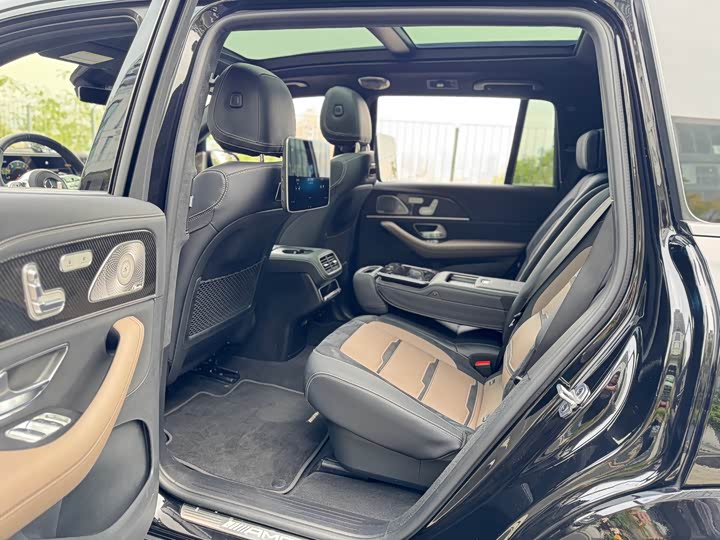 Фото 11 - Mercedes-Benz GLS-Class AMG