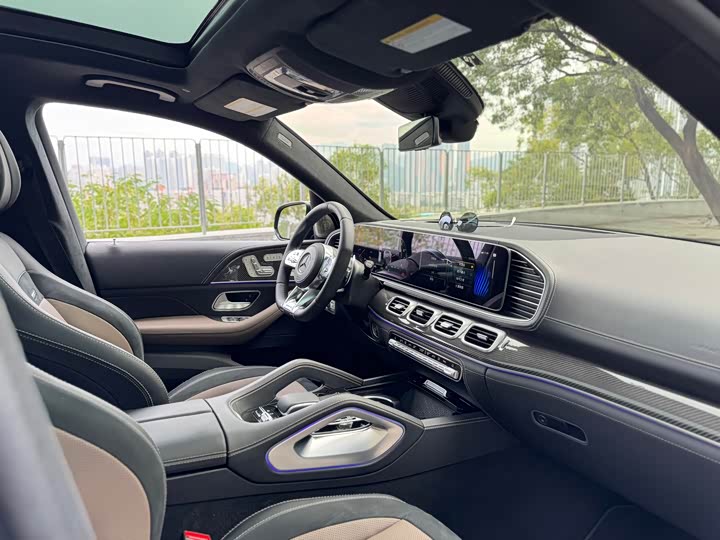 Фото 18 - Mercedes-Benz GLS-Class AMG