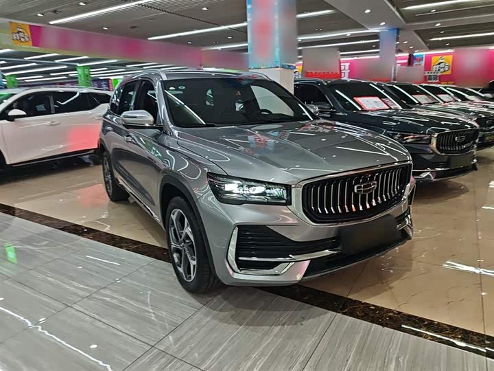 Фото 4 - Geely Monjaro