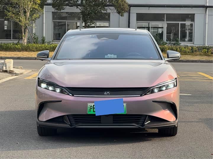 Фото 2 - BYD Han