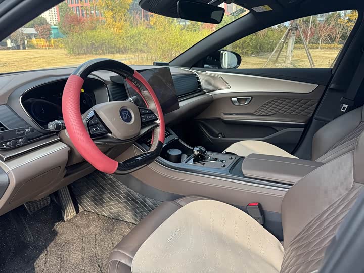 Фото 8 - BYD Han