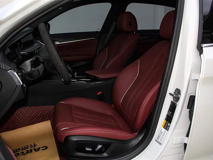 Фото 17 - BMW 5 Series Hybrid