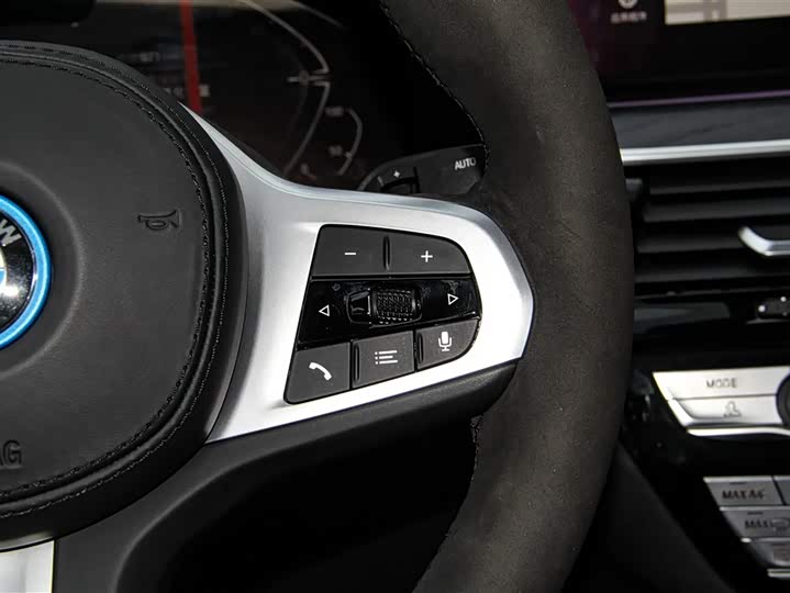 Фото 28 - BMW 5 Series Hybrid