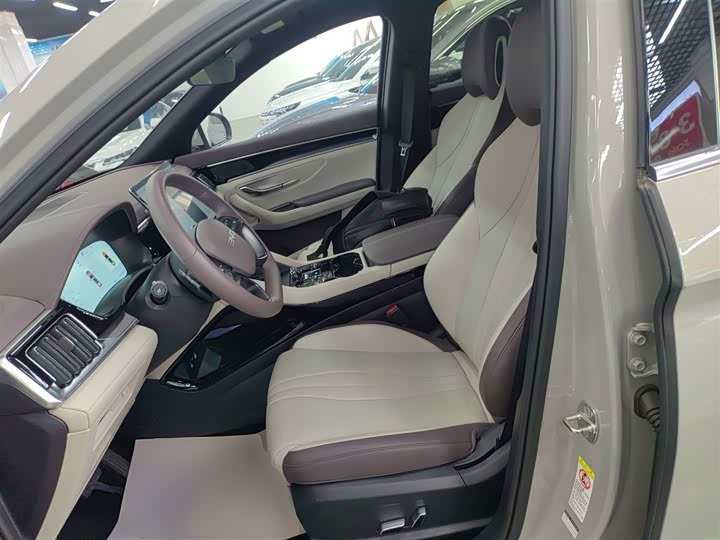 Фото 15 - BYD Song Plus Hybrid/EV