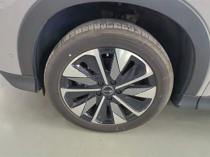 Фото 23 - BYD Song Plus Hybrid/EV