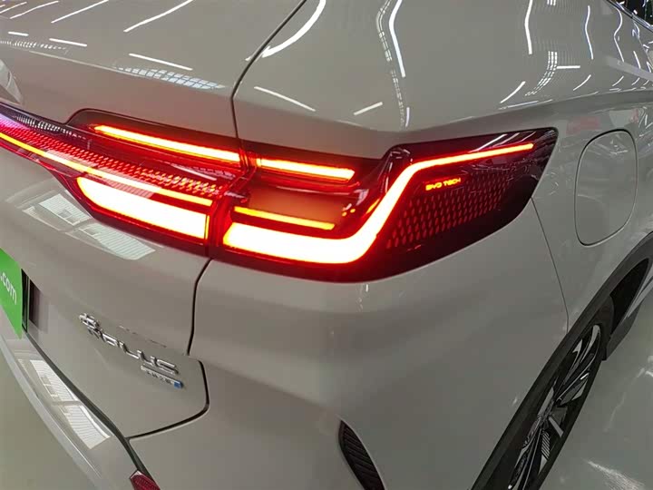 Фото 8 - BYD Song Plus Hybrid/EV