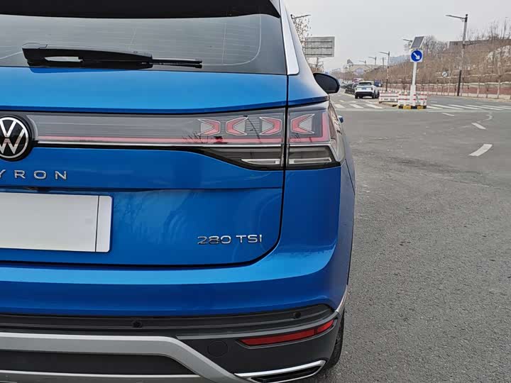 Фото 11 - Volkswagen Tayron