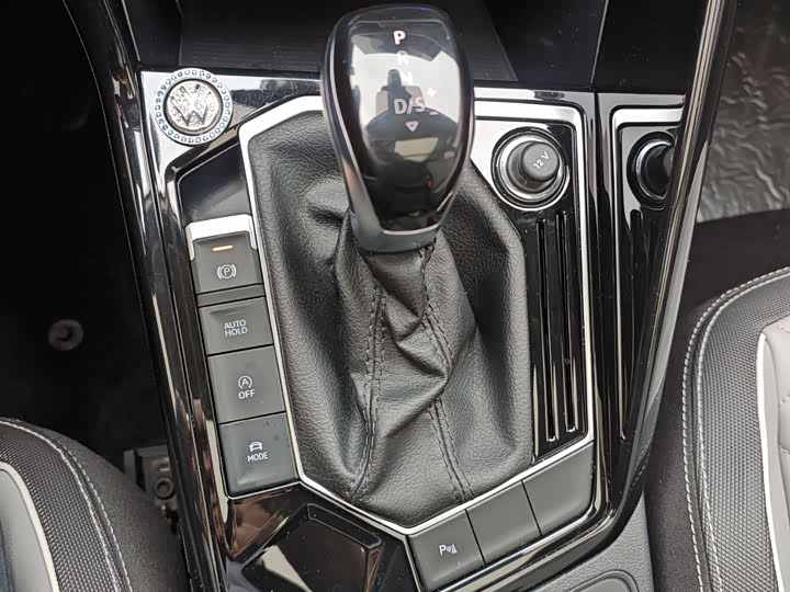 Фото 21 - Volkswagen Tayron