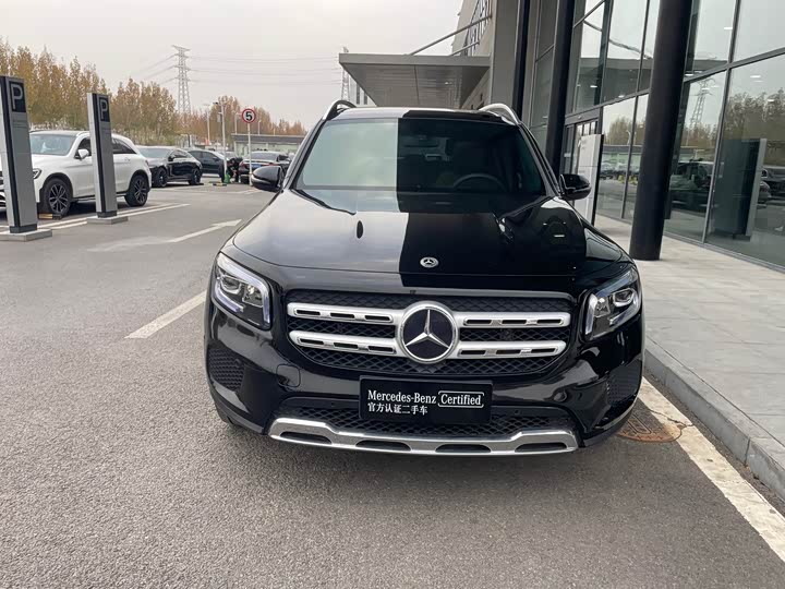 Фото 2 - Mercedes-Benz GLB-Class