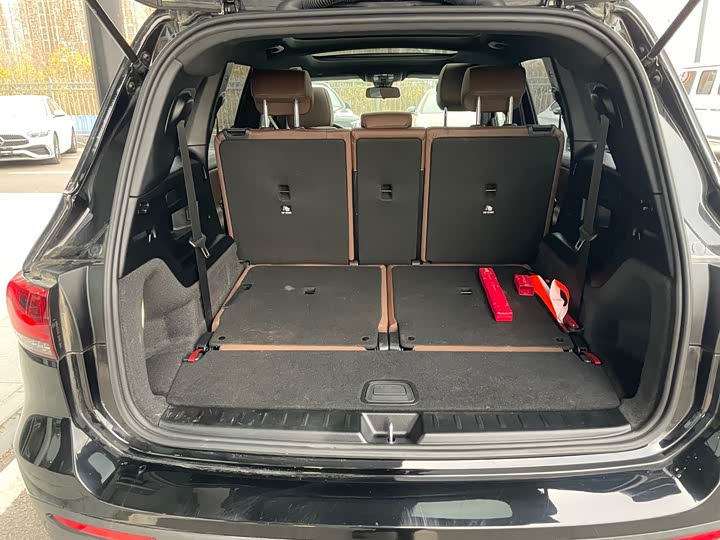 Фото 8 - Mercedes-Benz GLB-Class