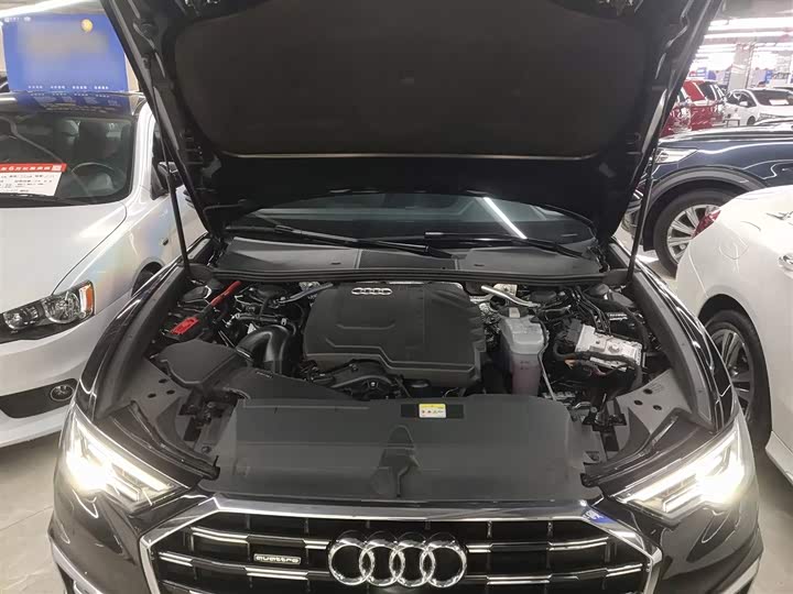 Фото 20 - Audi A6L