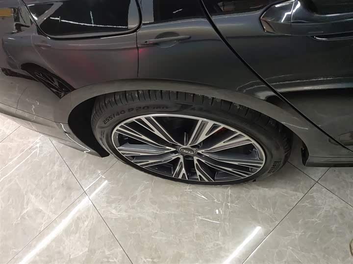 Фото 26 - Audi A6L