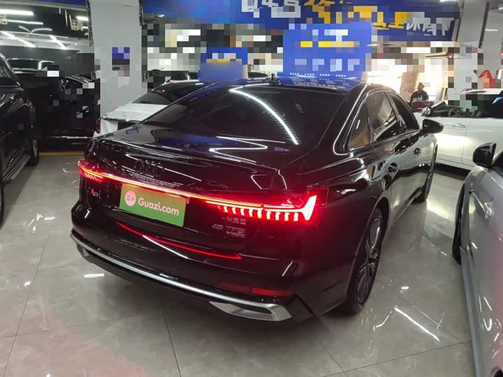 Фото 7 - Audi A6L