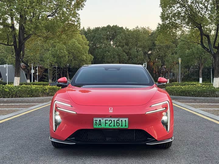 Фото 2 - Avatr 06