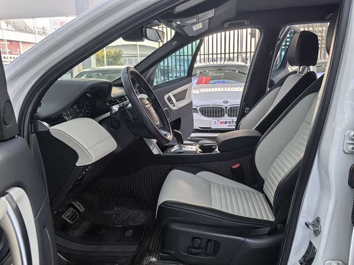 Фото 5 - Land Rover Discovery Sport