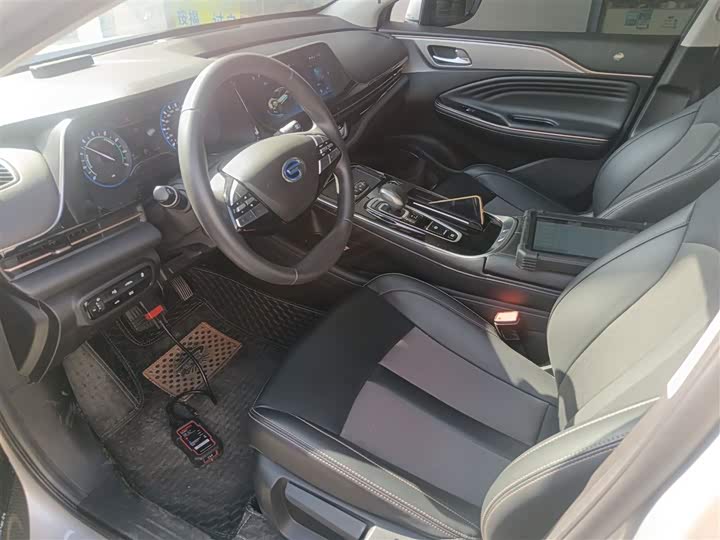 Фото 15 - GAC Aion S