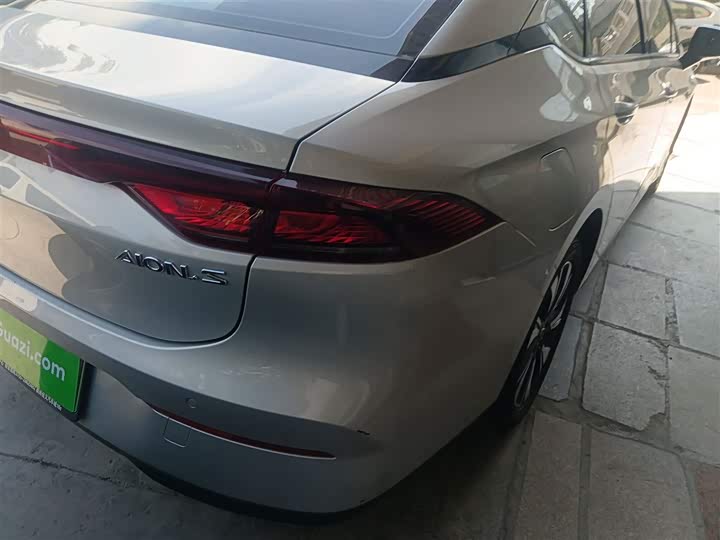 Фото 8 - GAC Aion S