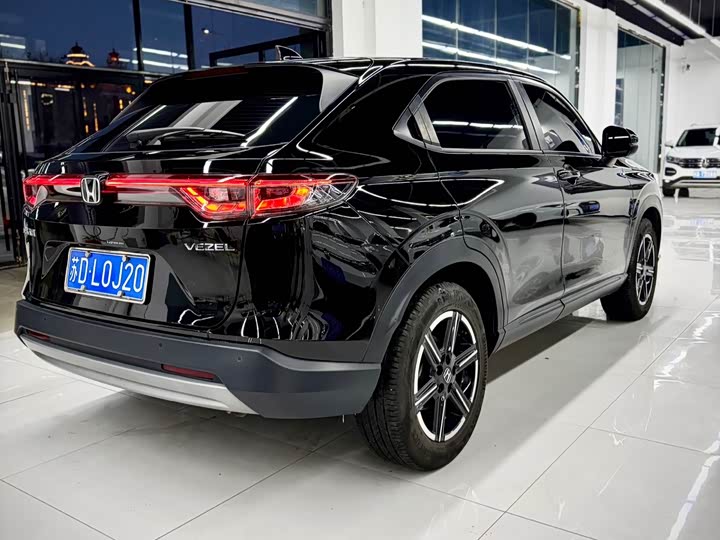 Фото 6 - Honda Vezel