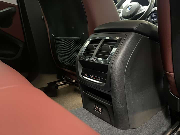 Фото 22 - BMW X4