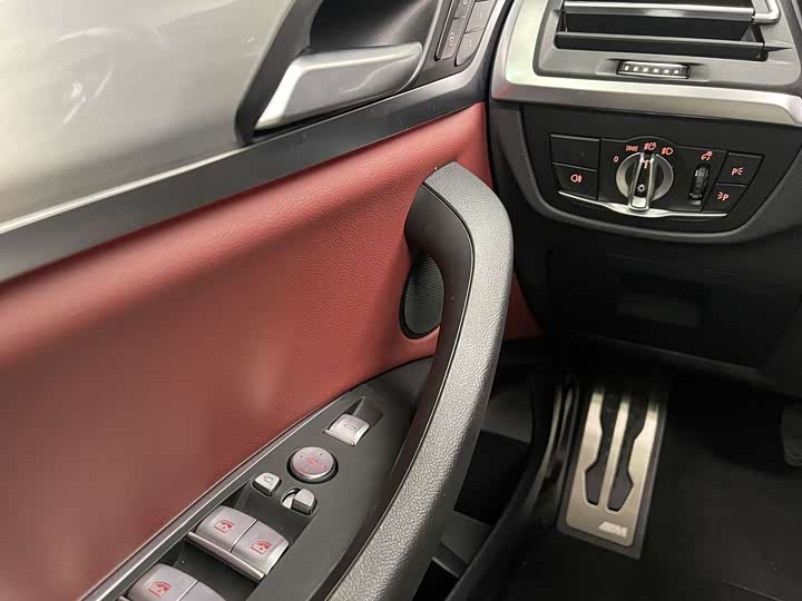 Фото 25 - BMW X4