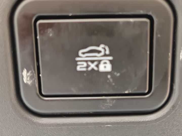 Фото 16 - Changan UNI-V