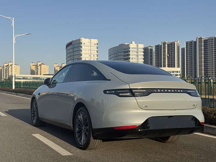 Фото 4 - Leapmotor C01