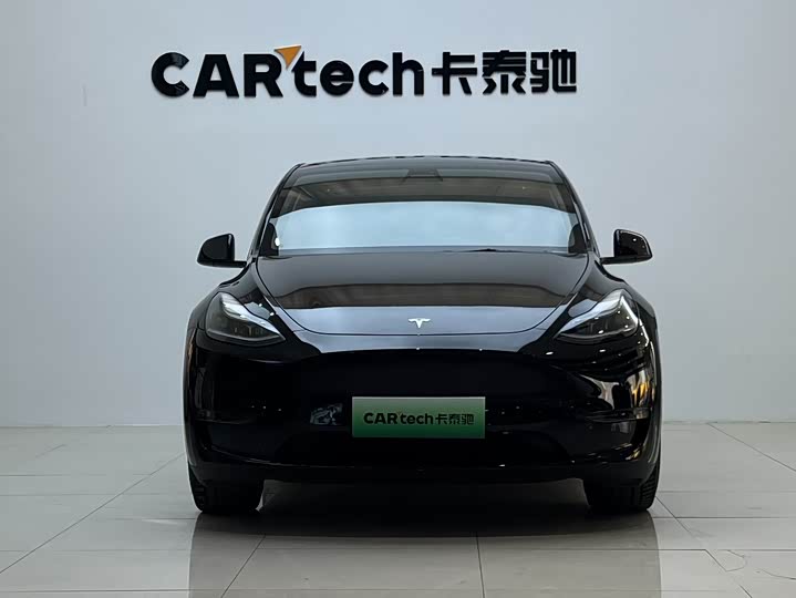 Фото 2 - Tesla Model Y