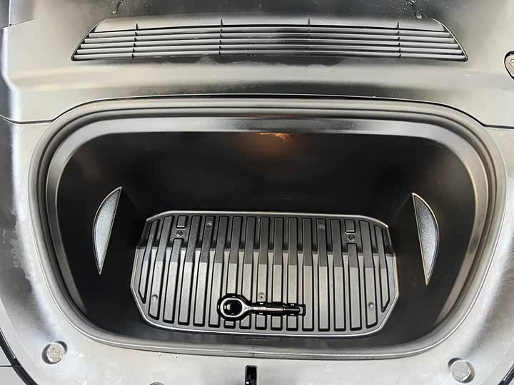 Фото 6 - Tesla Model Y