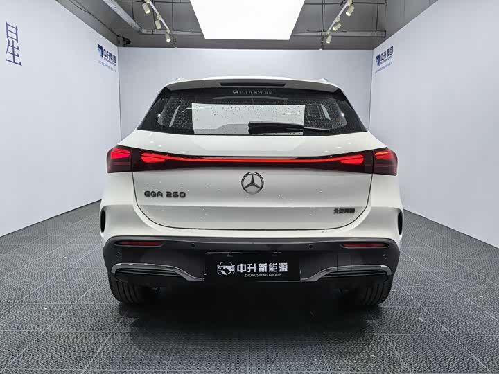 Фото 5 - Mercedes-Benz EQA