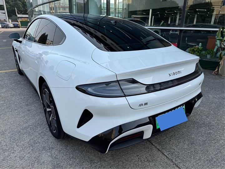 Фото 19 - Xiaomi SU7