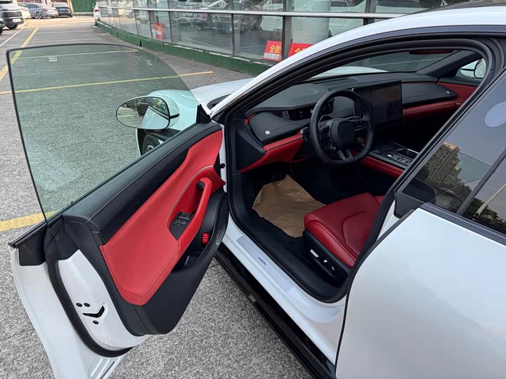 Фото 7 - Xiaomi SU7