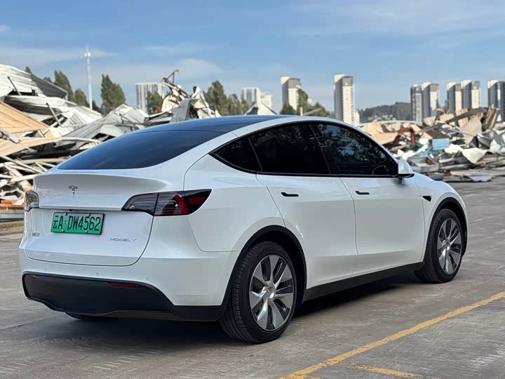 Фото 7 - Tesla Model Y