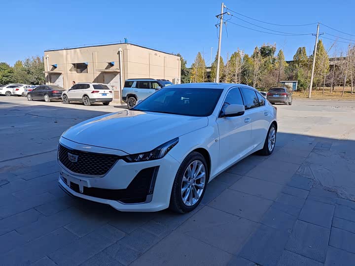 Фото 1 - Cadillac CT5