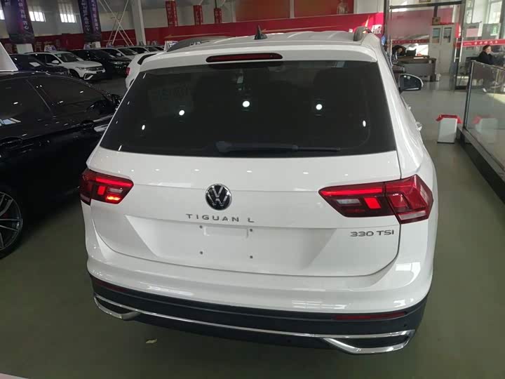 Фото 6 - Volkswagen Tiguan L Pro