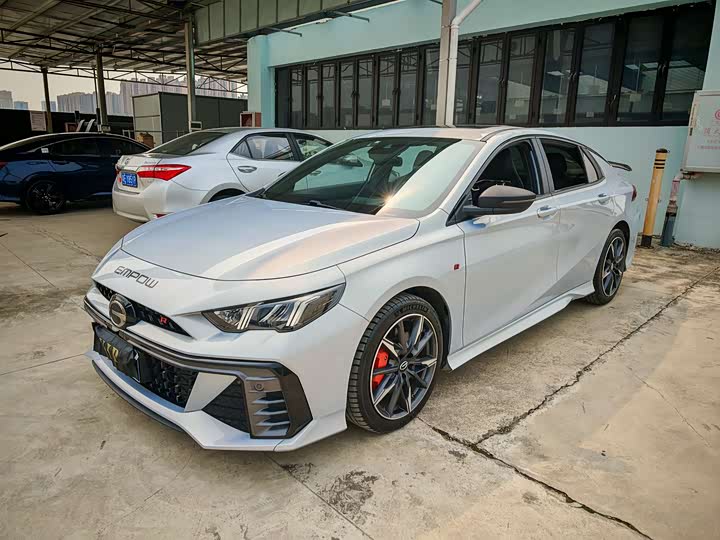 Фото 1 - GAC Trumpchi Empow R