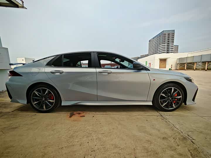 Фото 17 - GAC Trumpchi Empow R