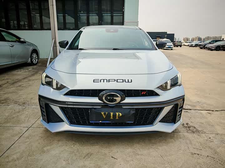 Фото 2 - GAC Trumpchi Empow R