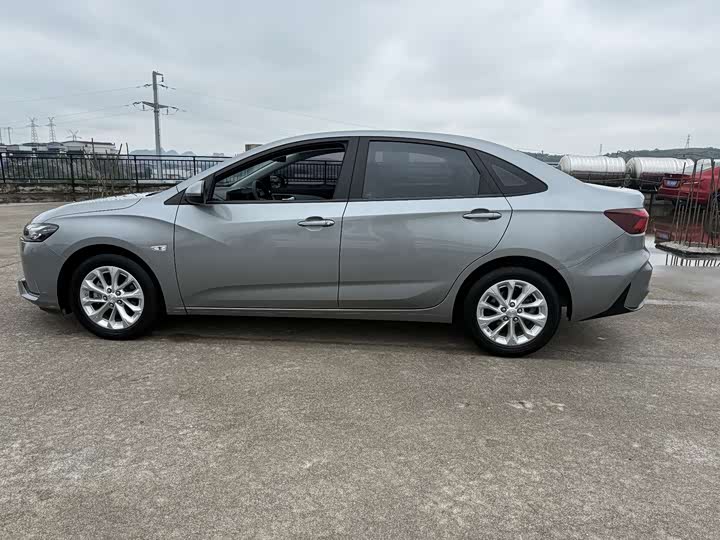 Фото 8 - Chevrolet Monza