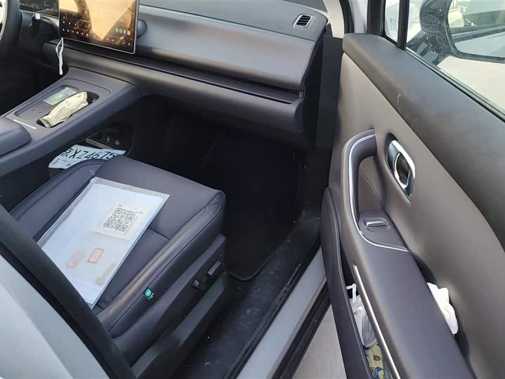 Фото 8 - Leapmotor C10