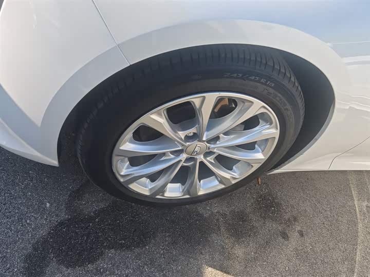 Фото 23 - Cadillac CT5