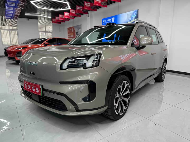 Фото 1 - GAC Aion V