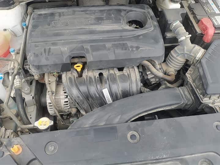 Фото 10 - Geely Emgrand