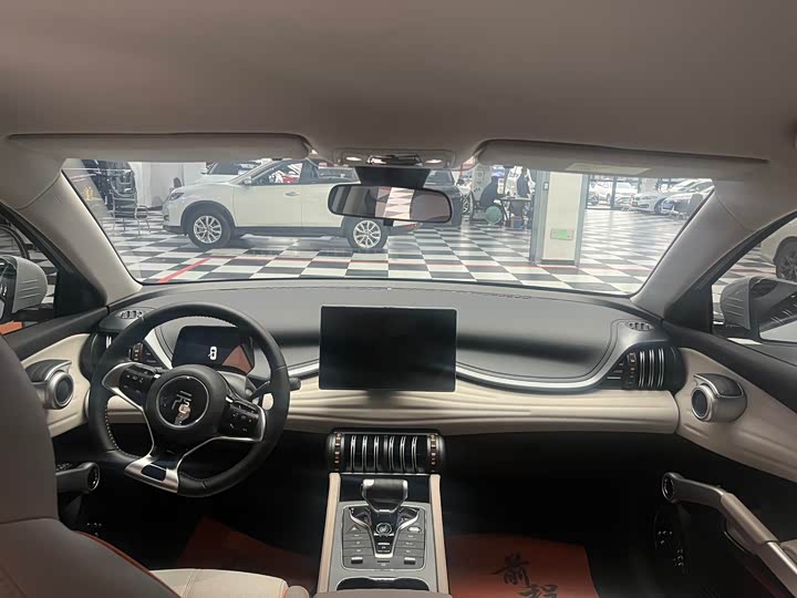 Фото 10 - BYD Yuan Plus