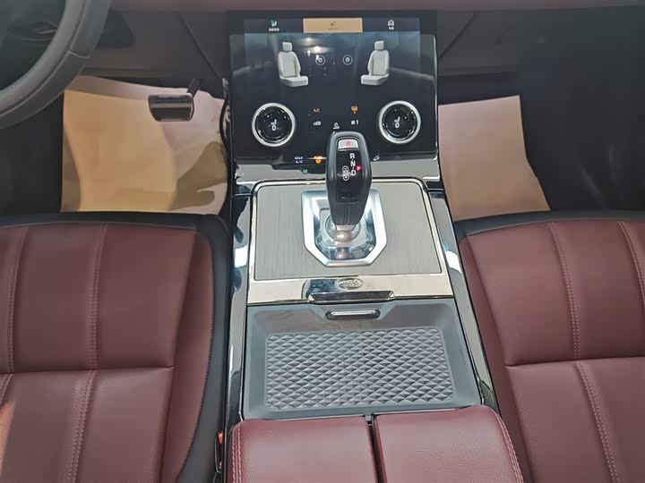 Фото 14 - Land Rover Range Rover Evoque L