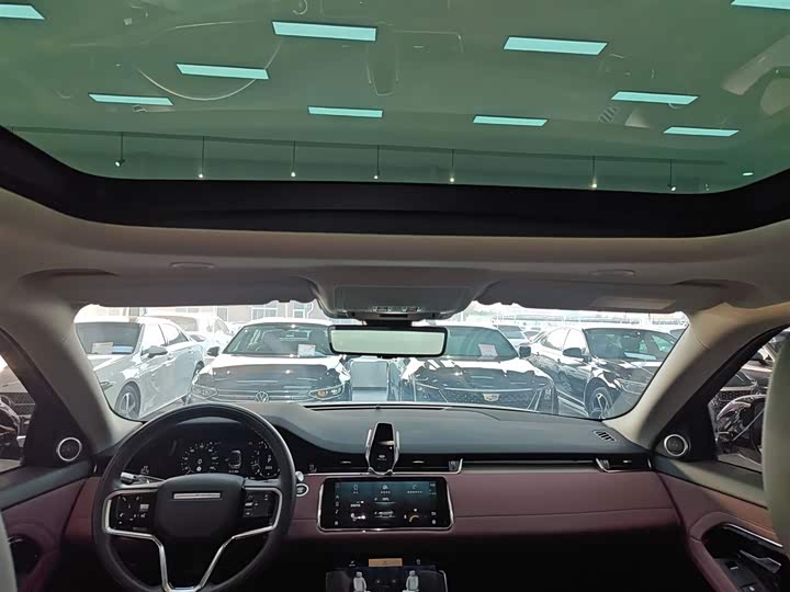 Фото 18 - Land Rover Range Rover Evoque L